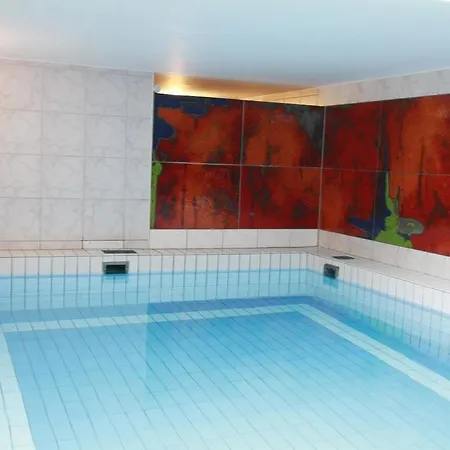 Haus-meisennest-wohnung-eule * Westerland