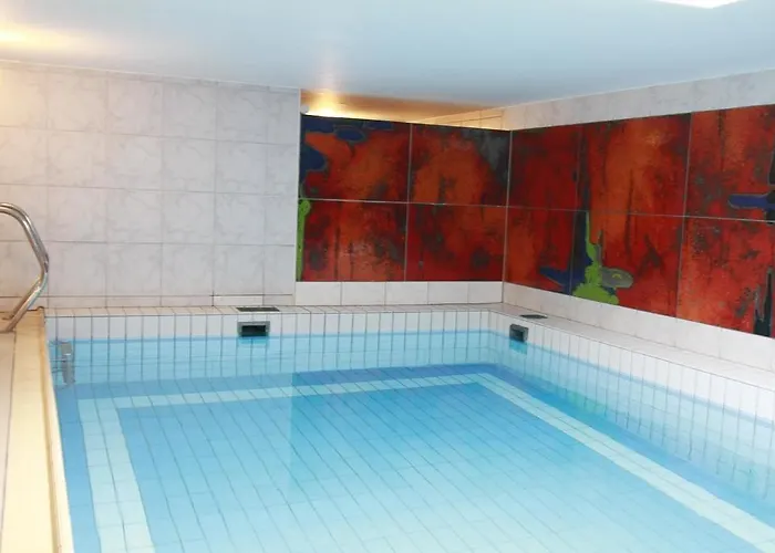 Haus-meisennest-wohnung-eule * Westerland